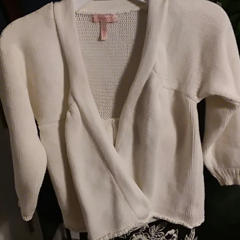 Girl's Old Navy sweater